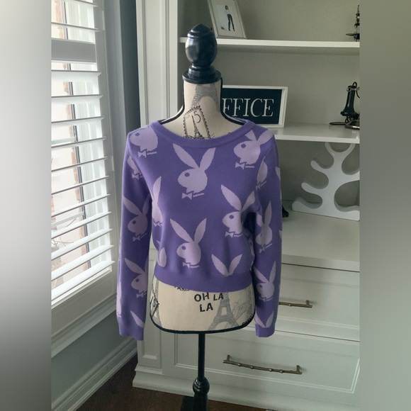 PLAYBOY Purple Knit Graphic Sweater Women’s Size Small - Picture 11 of 12